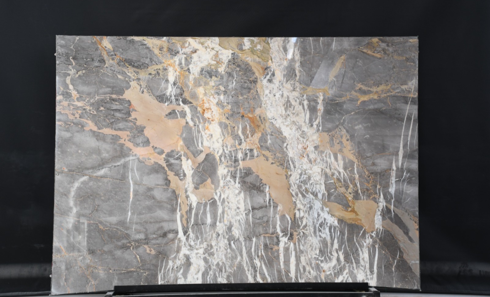 Baran Grey Polished detail 2
